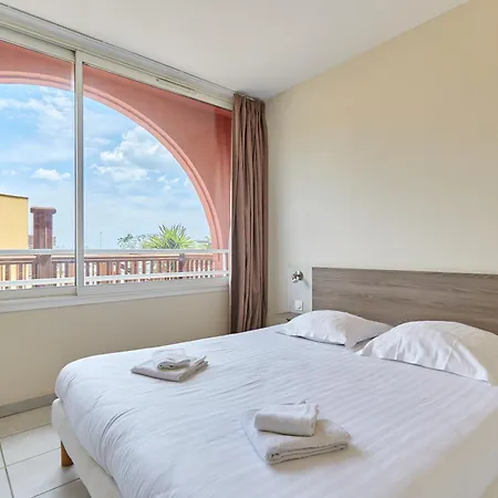 Aparthotel Odalys Du Golfe 4*